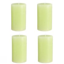Prodotto Set di 4 candele a colonna verde lime - Eleganti candele decorative per la tavola e per l'ambiente domestico, 70x120 mm - Ideali per celebrazioni e uso quotidiano