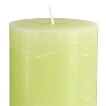 Prodotto Candele a colonna in tinta unita, verde lime, 85×150 mm, set da 2, candele di alta qualità per l'atmosfera e la decorazione della casa