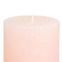 Prodotto Candele romantiche a colonna rosa tinta unita, rosa chiaro, 70×80 mm, set da 4 - Candele decorative per un'atmosfera accogliente