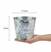 Prodotto Piccolo vaso/fioriera in metallo per ortensie, Ø17,5 cm H16 cm