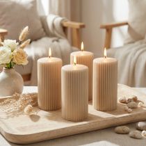 Prodotto Candele a colonna, beige, scanalate, 70/130 mm, 4 pezzi