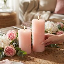 Prodotto Candele a colonna tinte di rosa chiaro 85×120 mm, set da 2 – Eleganti candele di cera per decorazioni romantiche