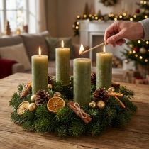 Prodotto Candele tinta unita candele a bastoncino verde oliva 34×240mm 4 pz