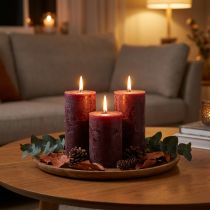 Prodotto Set di 4 candele a colonna color bordeaux, tinta unita, 70x120 mm - Candele decorative per l'ambiente domestico e il benessere