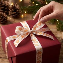 Prodotto Nastro regalo con decorazioni a forma di omini di pan di zenzero. Nastro festivo per regali di Natale. 25 mm x 18 m.