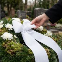 Prodotto Nastro bianco per ghirlande, 200 mm di larghezza, rotolo da 25 m, nastro da lutto, nastro a fiocco, nastro decorativo per fiori funebri e altre occasioni