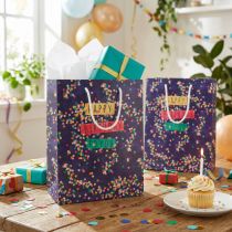 Prodotto Sacchetto regalo di compleanno in carta "Buon compleanno" 18×10×23 cm, 2 pezzi