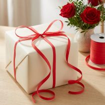 Prodotto Nastro arricciato rosso, confezione regalo ecologica, rotolo da 10 mm e 100 m