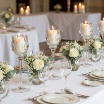 Prodotto Portacandele in vetro a forma di fiore per eleganti decorazioni da tavola, eventi e matrimoni, 22 cm