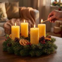 Prodotto Candele rustiche gialle a colonna 60/110 mm, 4 pezzi - Lunga durata di combustione, certificate RAL, decorazione per la corona dell'Avvento