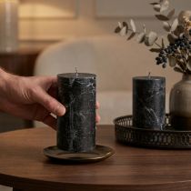 Prodotto Candele a colonna nere 85×150mm 2 pezzi, tinte in tutto, eleganti per la decorazione e l'atmosfera