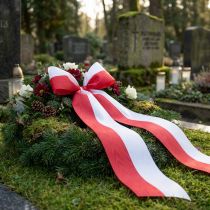 Prodotto Nastro per ghirlanda moiré, nastro da lutto bianco-rosso, nastro decorativo 150 mm, nastro commemorativo con fleur da lutto, taffetà di acetato 25 m