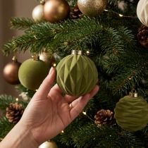 Prodotto Palline per albero di Natale, effetto velluto, verdi, mix di texture, 8 cm, 12 pezzi. Palline di Natale, verde muschio floccato, palline di plastica, verde muschio floccato. Cordoncini di cotone inclusi per ogni pallina.