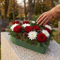 Prodotto Materiale plug-in cuore in schiuma floreale verde 31 cm × 29 cm 2 pz