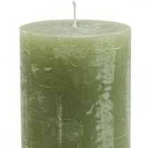 Prodotto Candele in tinta unita Candele a colonna verde oliva 70×120mm 4pz