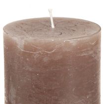 Prodotto Set di 12 candele a colonna color marrone, 70x80 mm, tinte in massa - Perfette per decorazioni, benessere e celebrazioni