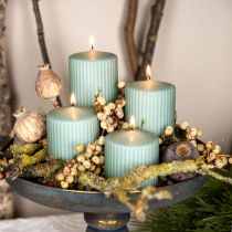 Prodotto Candele a colonna verde smeraldo con scanalature 70/130 mm 4 pezzi