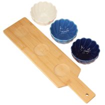 Prodotto Set di tapas con ciotole in ceramica su vassoio blu e bianco 40×10cm