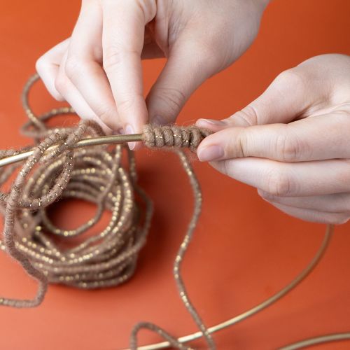 Prodotto Cordoncino di lana marrone con filo dorato, 5 m x 5 mm con filo, per decorazioni e lavori artigianali