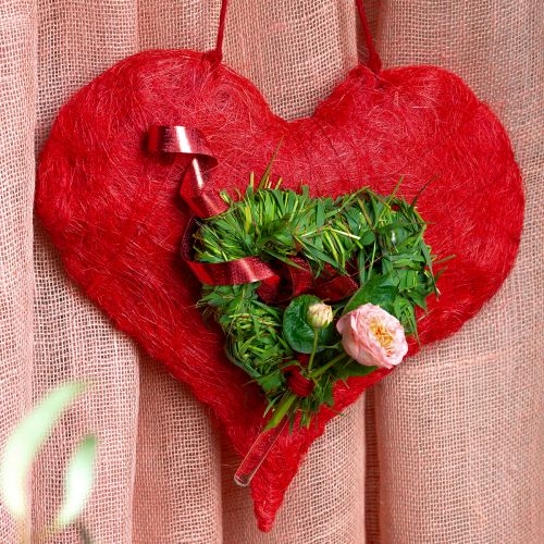 Floristik24 Cuore in sisal Decorazione cuore con fibre di sisal in rosso 40x40 cm