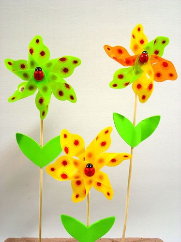 Floristik24 Mulino a vento con coccinella su bastone 7,5 cm 18 pz