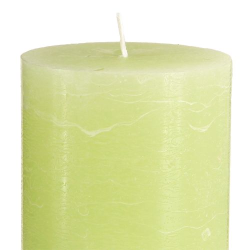 Prodotto Candele tinta unita verde lime​​​​​​​ Candele a colonna 85×150mm 2 pz