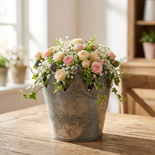 Decorazione da tavolo in metallo grigio effetto antico con corona decorativa Ø12,5cm H12cm | Floristik24.it