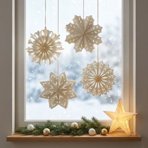 Eleganti fiocchi di neve di carta per decorazioni invernali e natalizie. | Floristik24.it