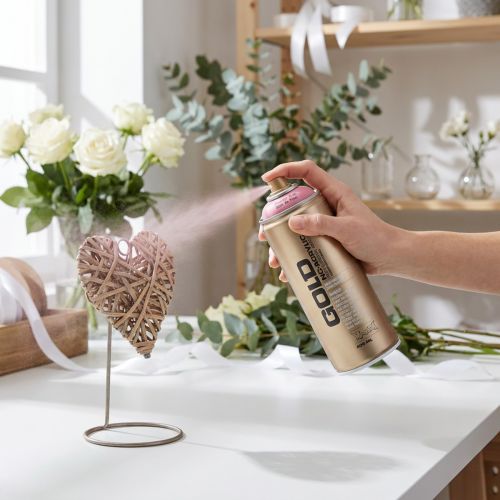 Prodotto Vernice spray acrilica in polvere rosa Montana Gold 400 ml