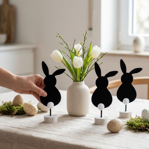 Stand decorazione da tavolo Coniglietti pasquali in feltro nero 28,5 cm 4 pz | Floristik24.it