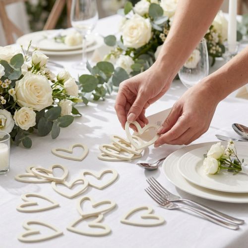 Prodotto Decorazione a cuore decorazione sparsa cuori decorazione da tavola in legno crema 4,5 cm 48 pz