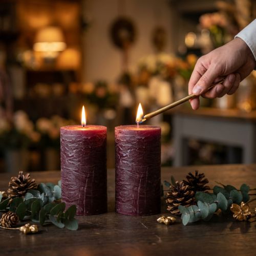 Candele in tinta unita bordeaux 85x150mm 2pz | Floristik24.it