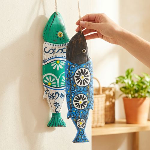 Decorazione in legno a forma di pesce colorato da appendere blu e verde 38cm 2 pezzi | Floristik24.it