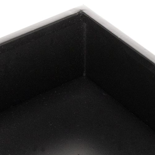 Vaso a cubo nero con base,