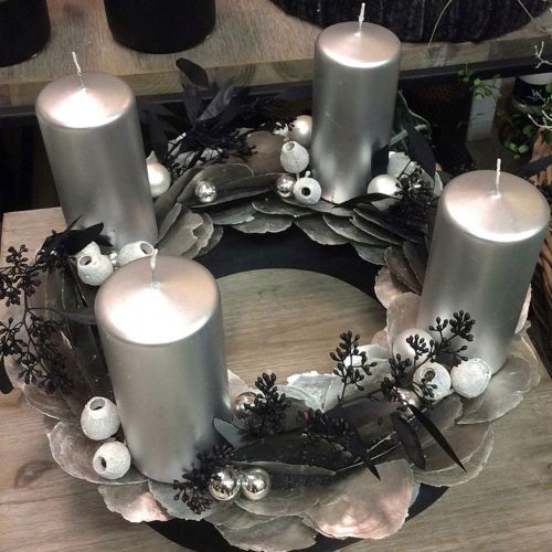 Prodotto Anello in schiuma floreale OASIS® Black Naylor Base® 35 cm 2 pz