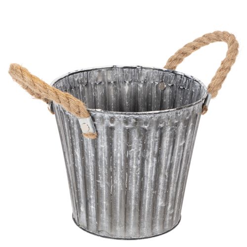 Vaso in metallo, vaso