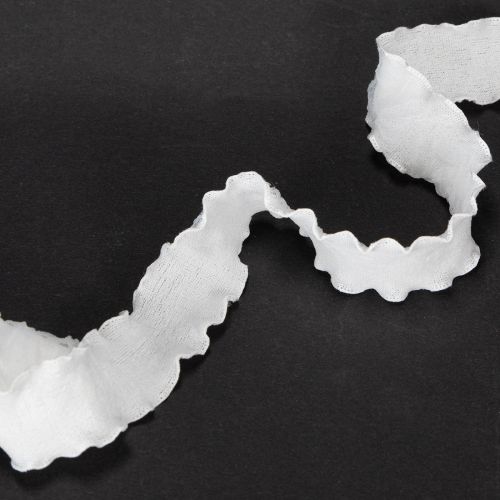 Nastro decorativo in organza bianca arricciata, largo 25 mm, lungo 10 m. | Floristik24.it