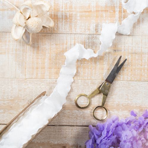 Nastro decorativo in organza bianca arricciata, largo 25 mm, lungo 10 m. | Floristik24.it