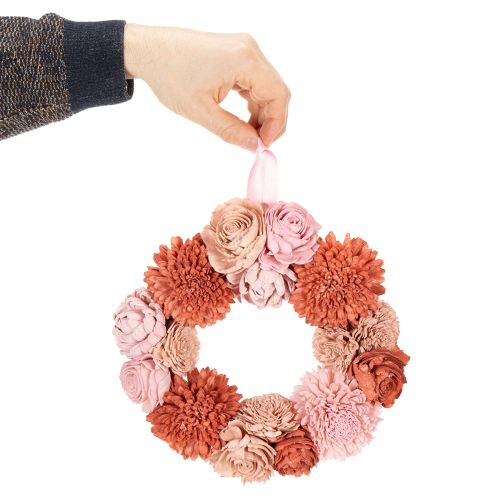 Prodotto Ghirlanda floreale da appendere con fiori rosa per una decorazione elegante del soggiorno, 25 cm