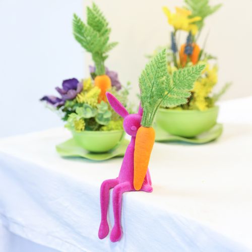 Prodotto Coniglietti pasquali Rabbit Edge Sitters colorati floccati – 2a scelta – 28 cm 4 pezzi