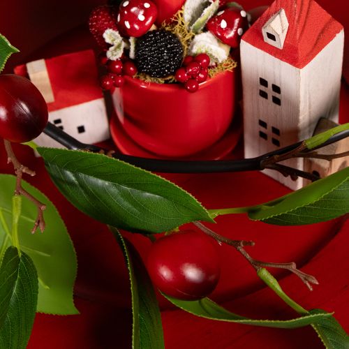 Prodotto Ghirlanda artificiale con ciliegie. Perfetta per decorare gli ambienti in modo naturale. Effetto floreale. 160 cm.