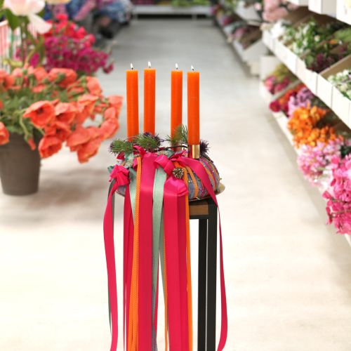 Prodotto Candele coniche color arancione 34mm x 300mm 4 pezzi