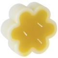 Floristik24 Candela a tre stoppini candela floreale decorativa giallo bianco Ø11,5 cm H4 cm
