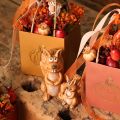 Statuetta di scoiattolo seduto per decorazioni autunnali, 10 cm | Floristik24.it