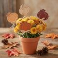 Paletti di legno a forma di zucca per fiori, finitura arancione e naturale, 6,5x7 cm, 12 pezzi | Floristik24.it