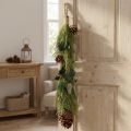 Decorazione natalizia sospesa con pigne di pino ed eucalipto L60cm, stile casa di campagna scandinava | Floristik24.it