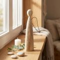 Angelo custode naturale in legno, figura moderna in legno H27,5cm | Floristik24.it