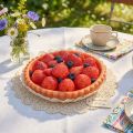 Torta di fragole decorativa fittizia per pasticceria, decorazione di torte artificiali Ø15cm | Floristik24.it