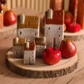 Decorazione in ceramica a forma di casetta con camino, portacandele, autunno e inverno, 13 cm, 2 pezzi | Floristik24.it